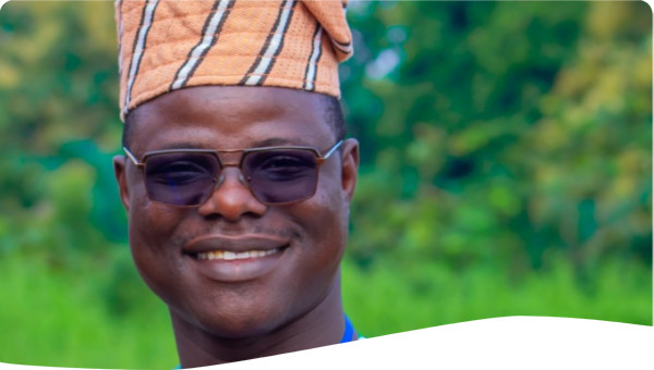 Cette photo rappelle le renforcement des capacités des organes locaux de gouvernace de l'eau sur le leadership et la négociation